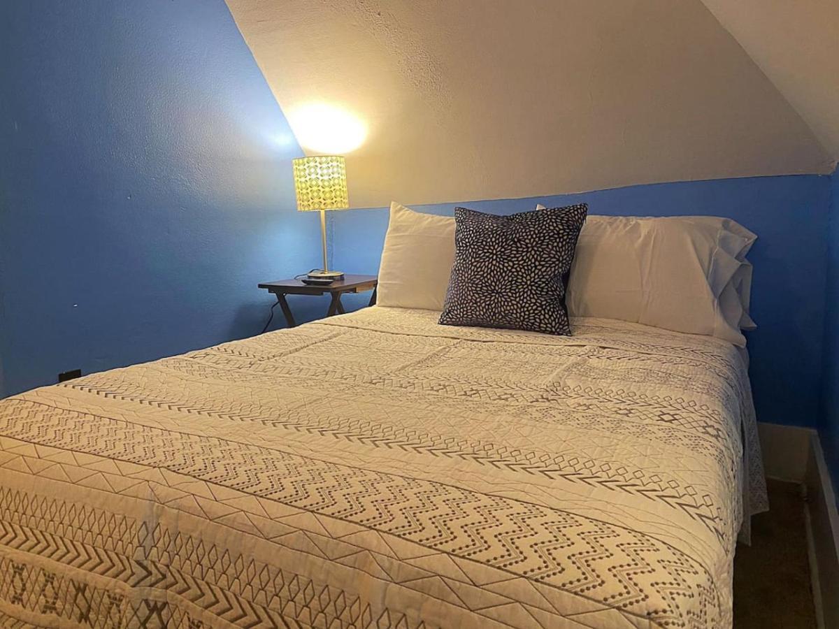 Sleeps 20 6 Bedrooms With 13 Beds Parking And Wifi