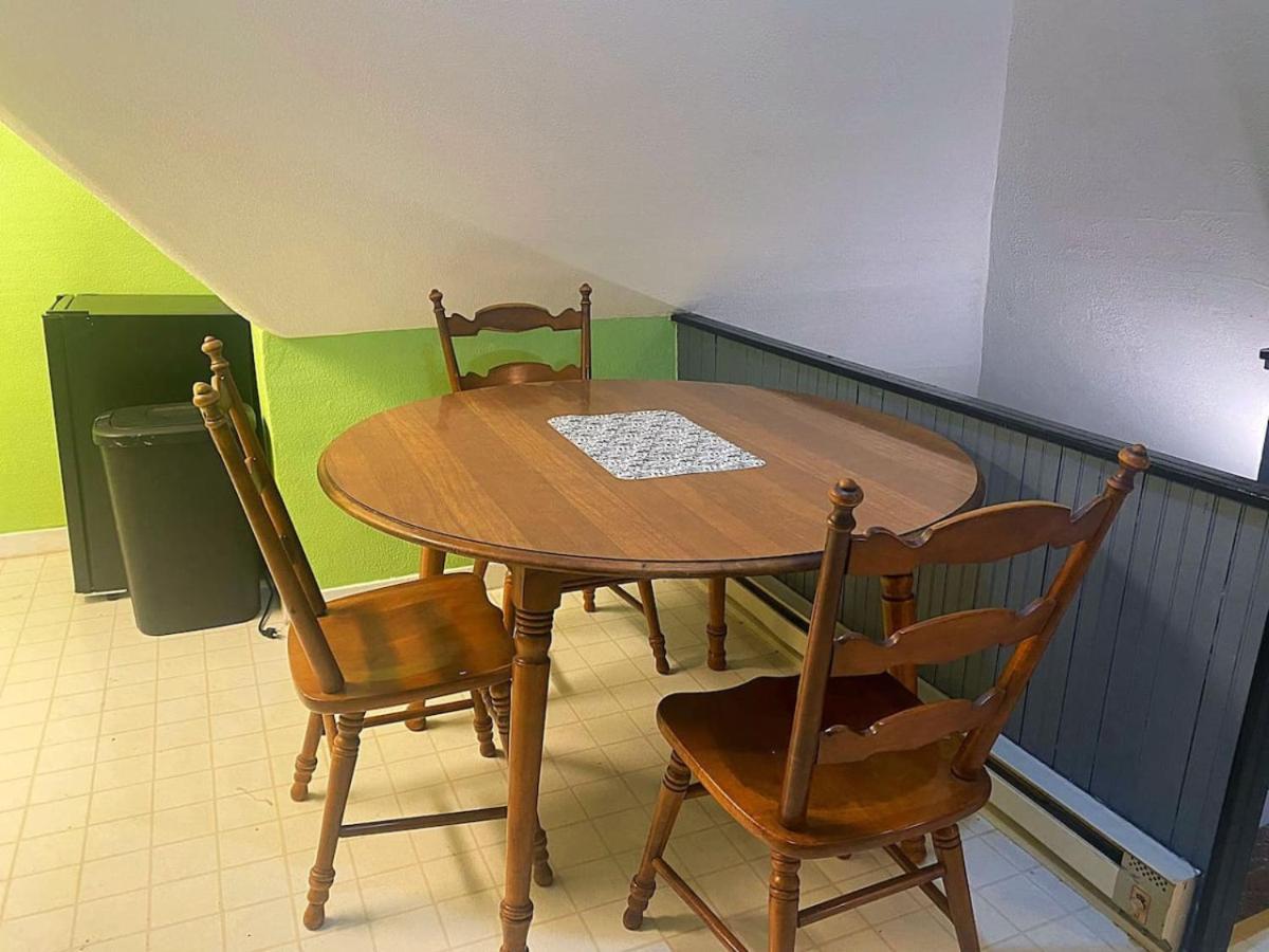 Holiday home Sleeps 20 6 Bedrooms With 13 Beds Parking And Wifi *
