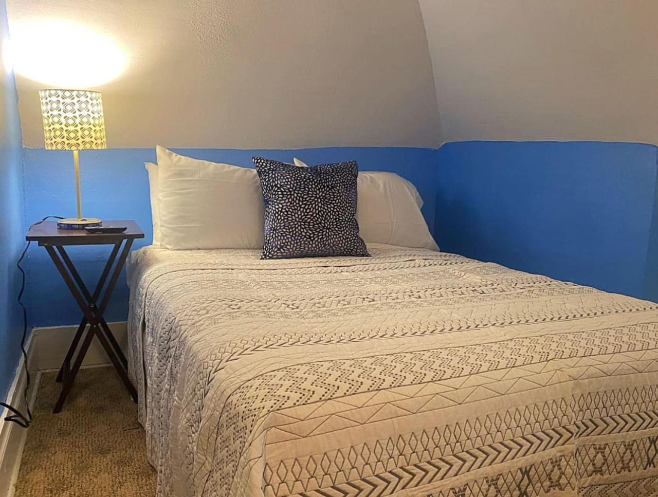 Sleeps 20 6 Bedrooms With 13 Beds Parking And Wifi